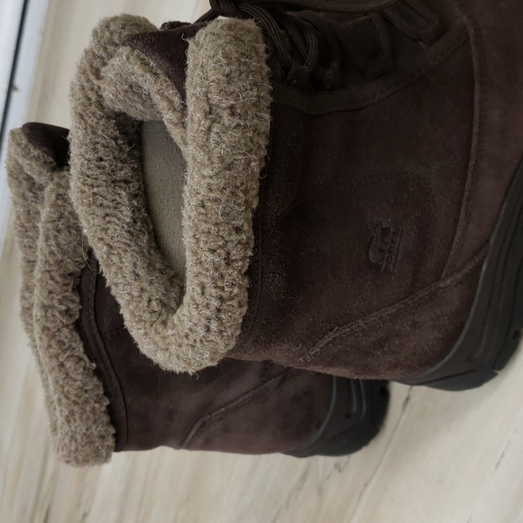 Sorel waterfalls women's brown low lace thimsulate insulation size 8 - Picture 2 of 8